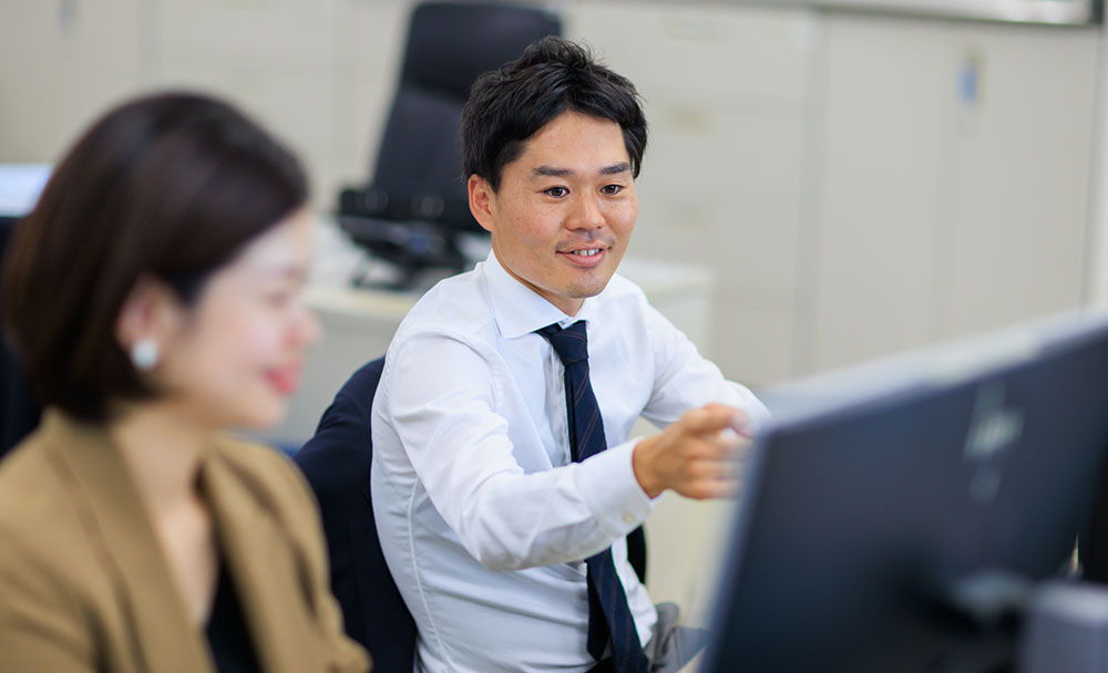 社員が働く様子