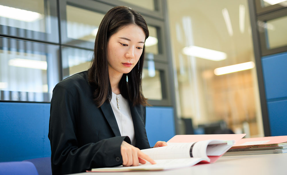 社員が働く様子