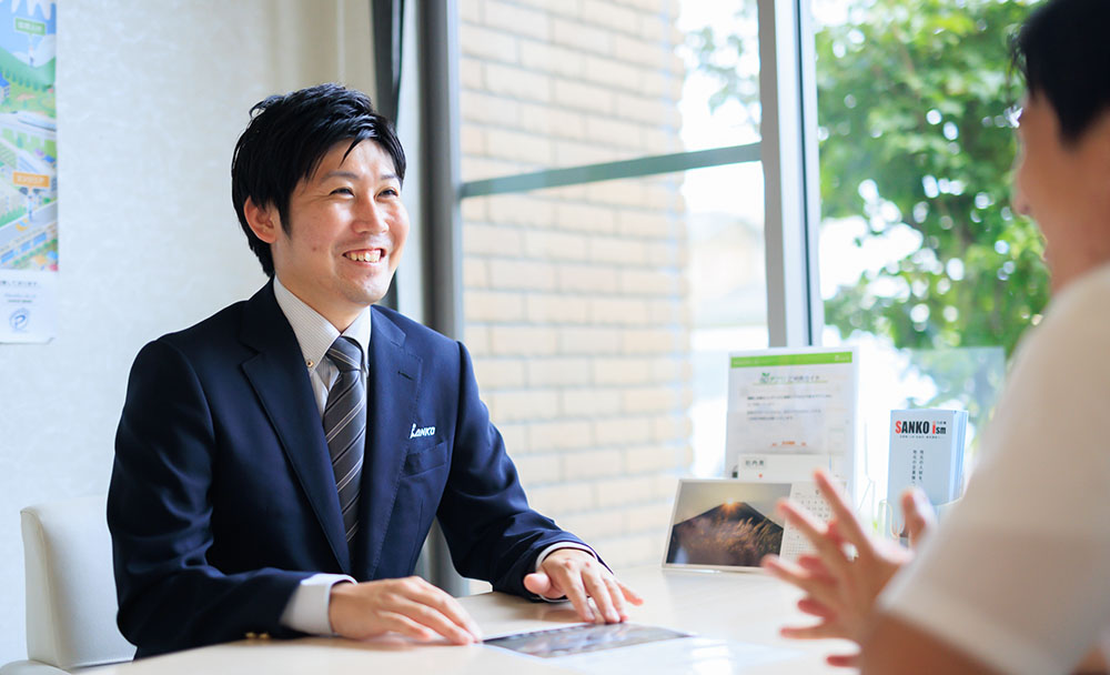 社員が働く様子